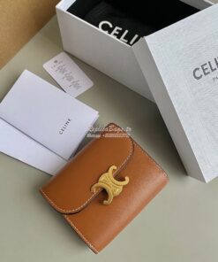 Replica CELINE SMALL WALLET TRIOMPHE IN SHINY SMOOTH LAMBSKIN TAN