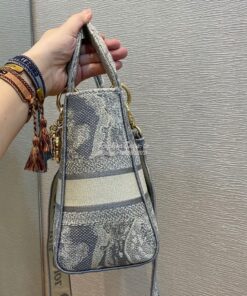 Replica Dior Medium Lady D-Lite Bag Gray Toile de Jouy Reverse Embroid 2