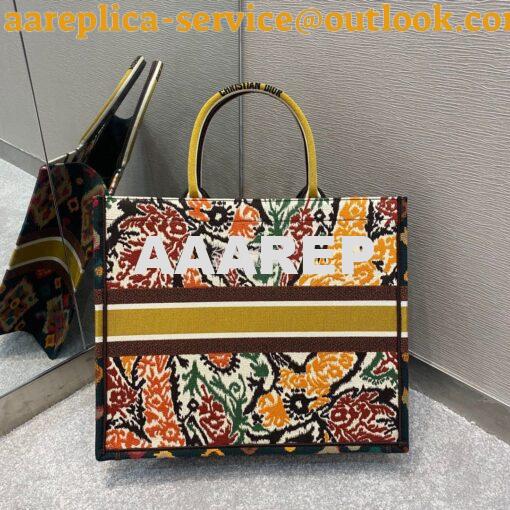 Replica Dior Book Tote bag in Yellow Multicolor Dior Paisley Embroider 9