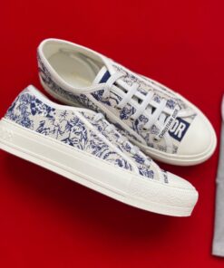 Replica Dior Walk'n'Dior Embroidery Sneaker KCK211 XG03