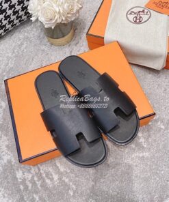 Replica Hermes Izmir Sandals in Smooth Calfskin H181403 Black