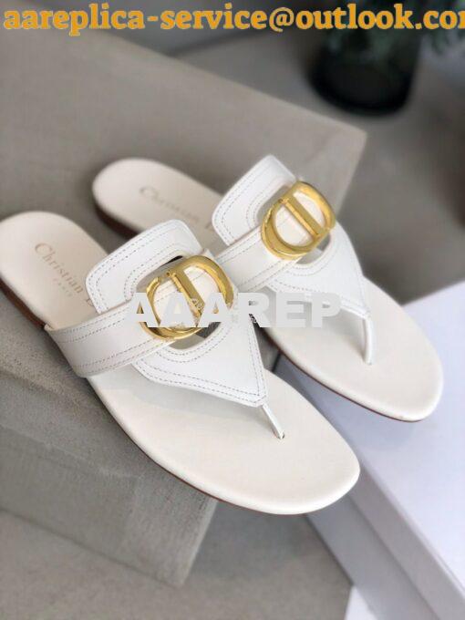 Replica Dior 30 Montaigne Flat Thong KCQ386 White 3