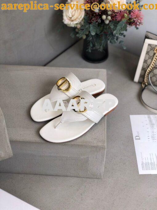 Replica Dior 30 Montaigne Flat Thong KCQ386 White 5