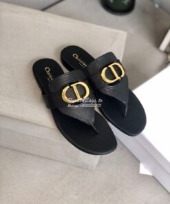 Replica Dior 30 Montaigne Flat Thong KCQ386 Black 2