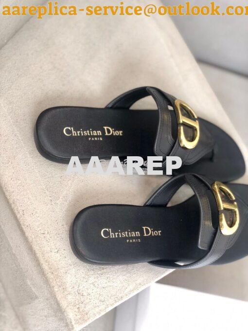 Replica Dior 30 Montaigne Flat Thong KCQ386 Black 4