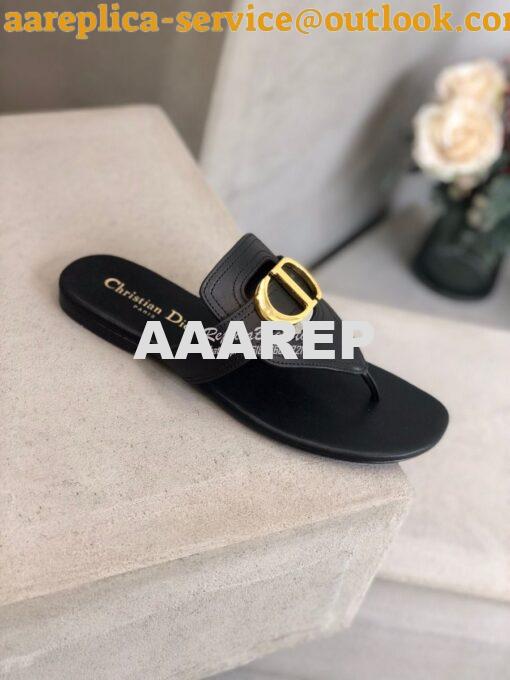 Replica Dior 30 Montaigne Flat Thong KCQ386 Black 5