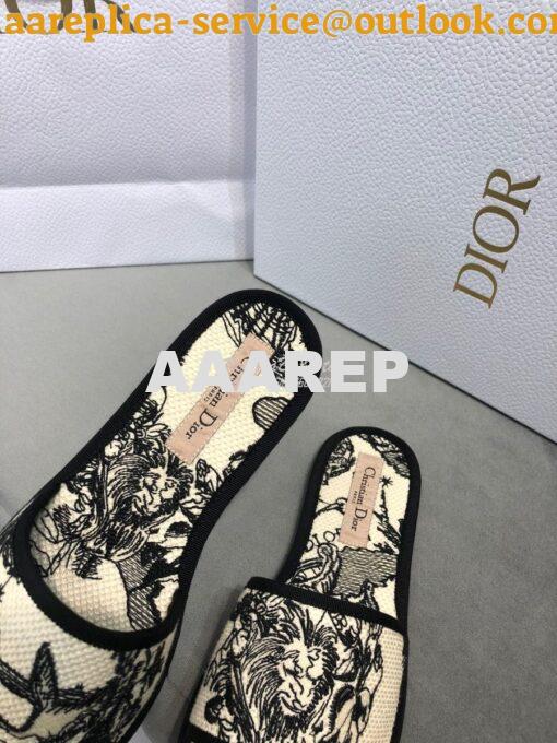 Replica Dior Chez Moi Slide Black and White Dior Zodiac Embroidered Co 3