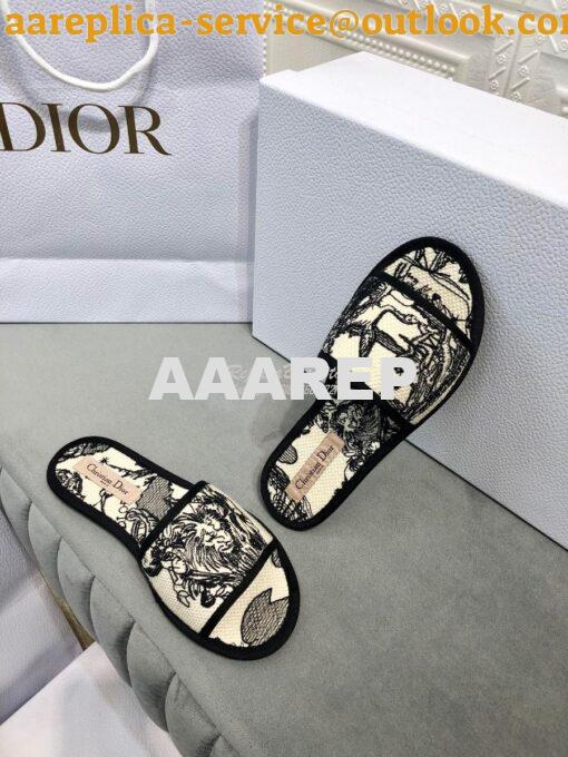 Replica Dior Chez Moi Slide Black and White Dior Zodiac Embroidered Co 7