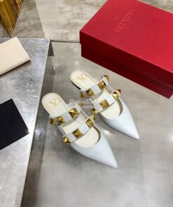 Replica Valentino Roman Stud Flat Mule In Calfskin VW2S0BK8 Ivory