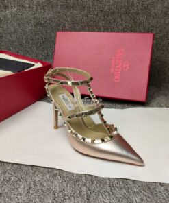 Replica Valentino Garavani Rockstud Caged Ankle Strap pump in Grainy c