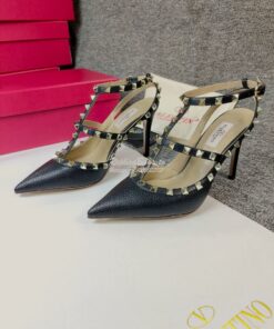 Replica Valentino Garavani Rockstud Caged Ankle Strap pump in Grainy c 2