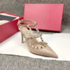 Replica Valentino Garavani Rockstud Caged Ankle Strap pump in Grainy c 10