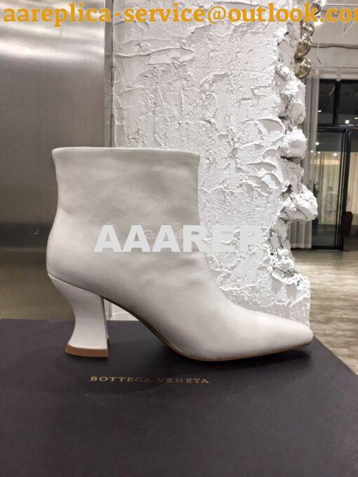 Replica Bottega Veneta BV Almond Boots 608840 in Lambskin White