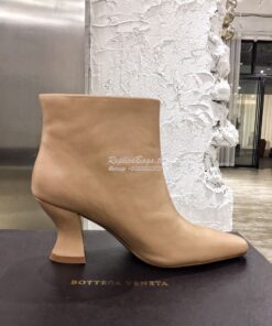 Replica Bottega Veneta BV Almond Boots 608840 in Lambskin Nude