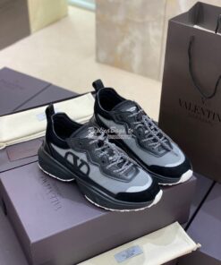 Replica Valentino SheGoes Men Female Sneaker in Split Leather And Mesh