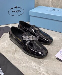 Replica Prada Patent Leather Loafers 1D262M Black