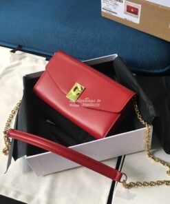 Replica Celine C Wallet On Chain in Smooth Calfskin 10B903 Red