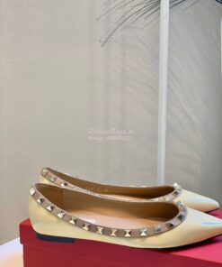 Replica Valentino Garavani Patent Rockstud Ballet Flat Ivory 2