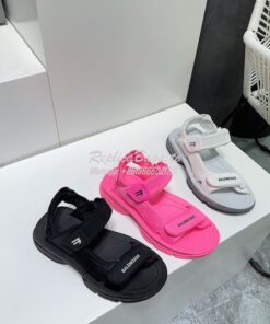 Replica Balenciaga Tourist Sandal in technical material 706277 2