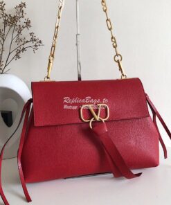 Replica Valentino Garavani Medium VRing Grainy Calfskin Chain Bag RW0B