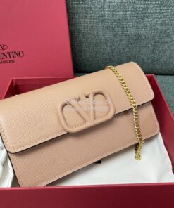 Replica Valentino VLogo Signature Grainy Calfskin Wallet With Chain 5W