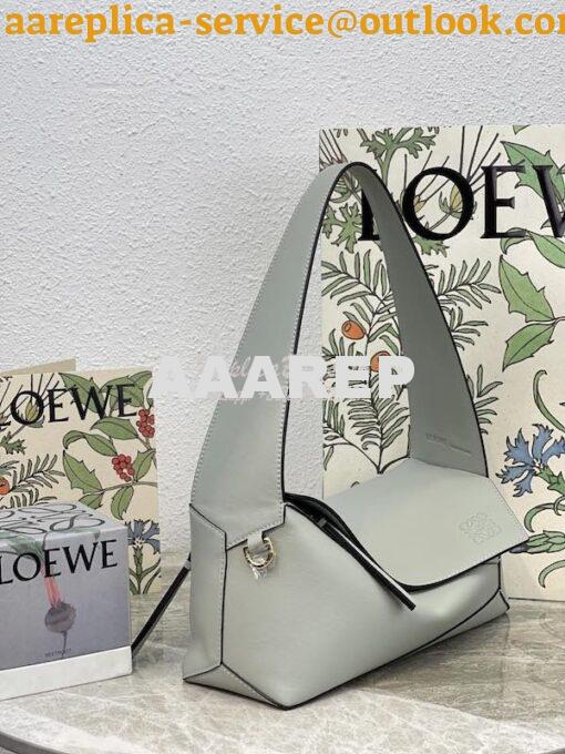 Replica Loewe Puzzle Hobo Bag In Nappa Calfskin A510J67 Light Grey 3