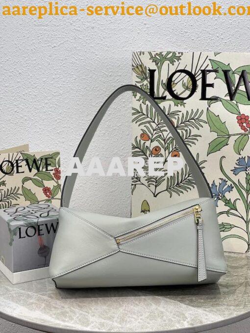 Replica Loewe Puzzle Hobo Bag In Nappa Calfskin A510J67 Light Grey 4