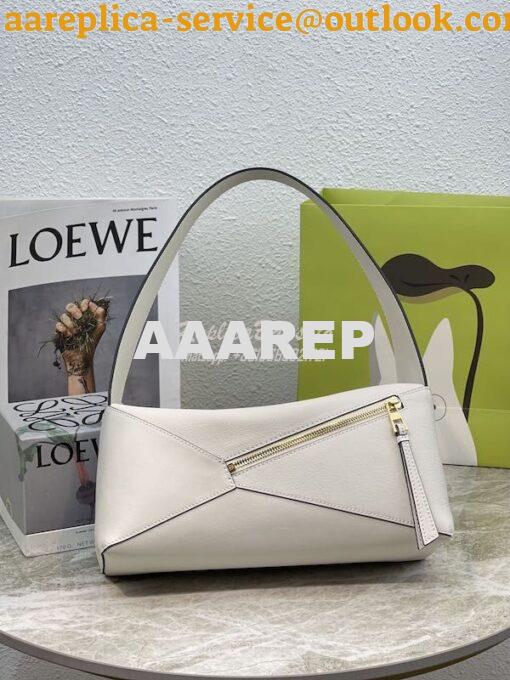 Replica Loewe Puzzle Hobo Bag In Nappa Calfskin A510J67 Chalk 3