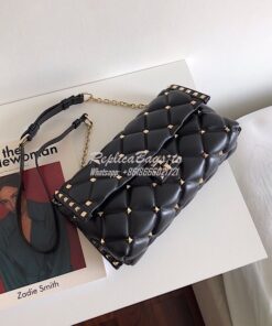 Replica Valentino Garavani Candystud Leather Clutch Black 2