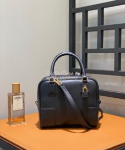 Replica Loewe Amazona 19 Square Bag in Nappa Calfskin A039N10 Black