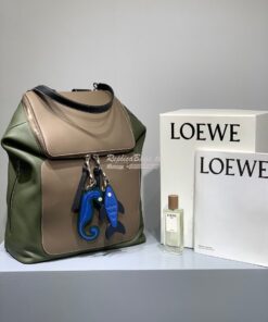 Replica Loewe Goya Backpack in Soft Natural Calfskin 66009 Taupe/Khaki 2