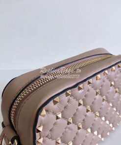 Replica Valentino Garavani Rockstud Spike Camera Bag Rose Poudre