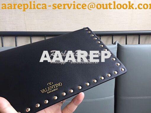 Replica Valentino Garavani Rockstud Leather Pouch Black 4