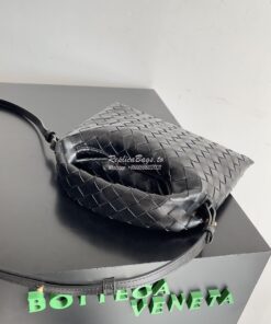 Replica Bottega Veneta BV Mini Hop Intrecciato Leather 777586 Black 2