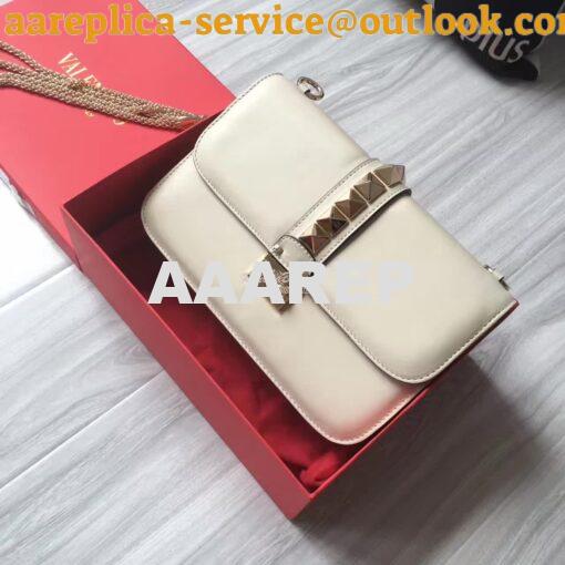 Replica Valentino Garavani Chain Cross Body Bag White 3