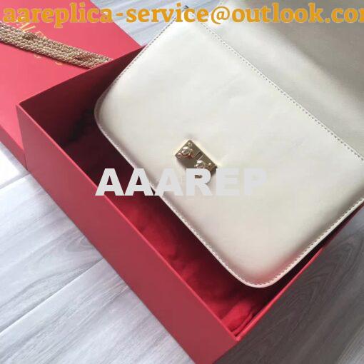 Replica Valentino Garavani Chain Cross Body Bag White 4