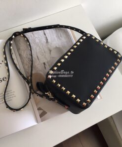 Replica Valentino Garavani Rockstud cross body bag Black 2