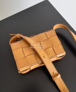 Replica Bottega Veneta BV Small Cassette Intreccio lambskin Crossbody 2