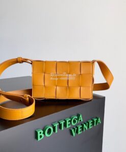 Replica Bottega Veneta BV Small Cassette Intreccio lambskin Crossbody