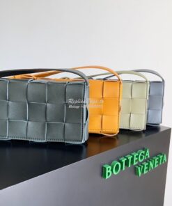 Replica Bottega Veneta BV Small Cassette Intreccio lambskin Crossbody