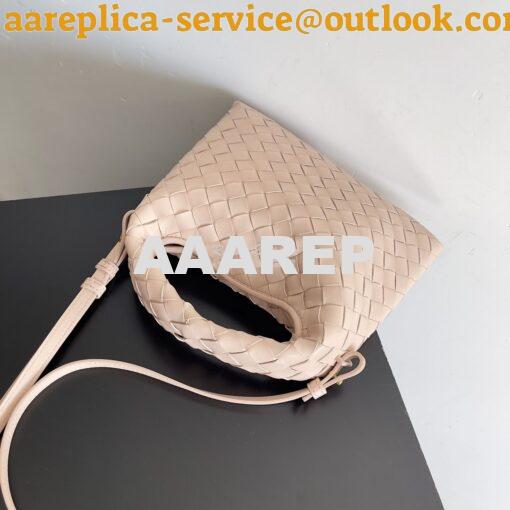 Replica Bottega Veneta BV Mini Hop Crossbody Bag Intrecciato Calfskin 2