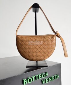 Replica Bottega Veneta BV Mini Sunrise Intrecciato Lambskin 763747 Cam 2