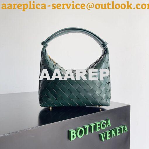 Replica Bottega Veneta BV Mini Wallace Intrecciato Calfskin 754443 Eme 5