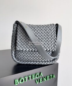 Replica Bottega Veneta BV Small Cobble Shoulder Bag 766783 Thunder