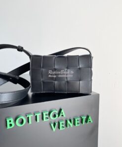 Replica Bottega Veneta BV Small Cassette Intreccio lambskin Crossbody