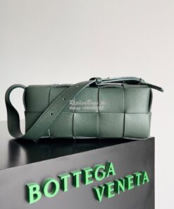 Replica Bottega Veneta BV Small Brick Cassette Calfskin 729251 Raintre 2