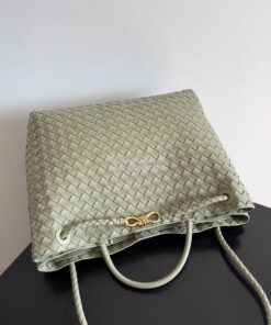 Replica Bottega Veneta BV Large Andiamo Intrecciato Lambskin top handl 2