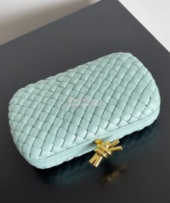 Replica Bottega Veneta BV Knot Minaudière clutch soft padded Intreccio 2