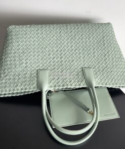 Replica Bottega Veneta BV Large Cabat Intreccio Lambskin Tote bag 6088 2