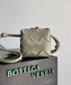 Replica Bottega Veneta BV Mini Cassette Camera Bag 701915 Travertine